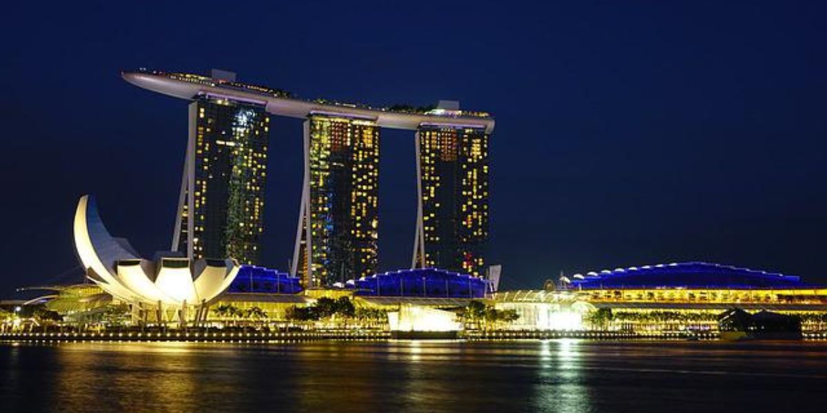 Singapore: IRAS updates e-tax guide on country-by-country reporting