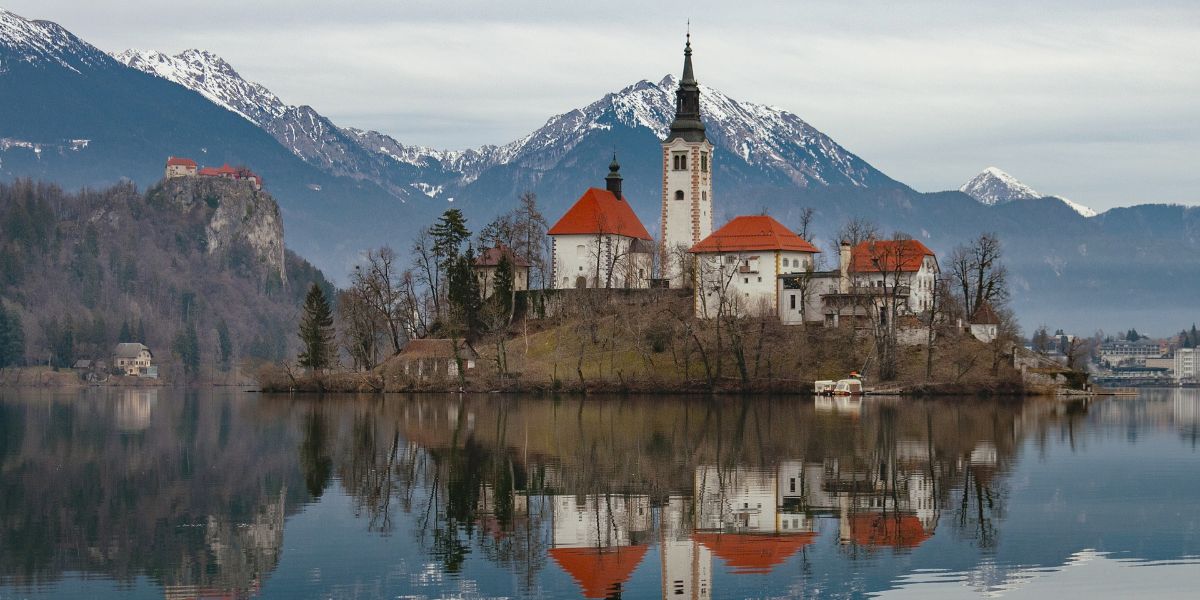 Slovenia: MoF issues a draft bill to amend the corporate income tax law