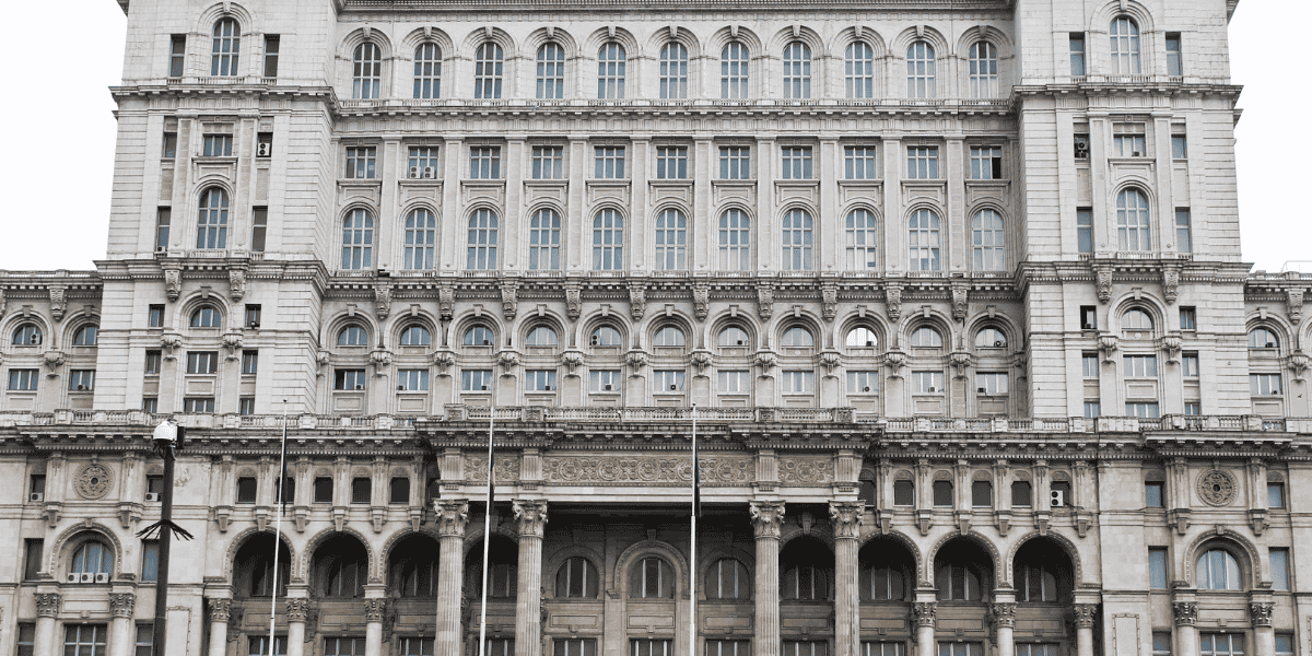 Romania implements 2026 tax reforms: Limits deductions for IP, consulting fees